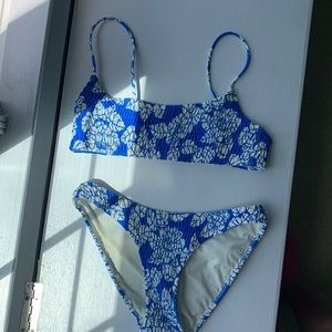 Triangl Insea- Arizona Leaves